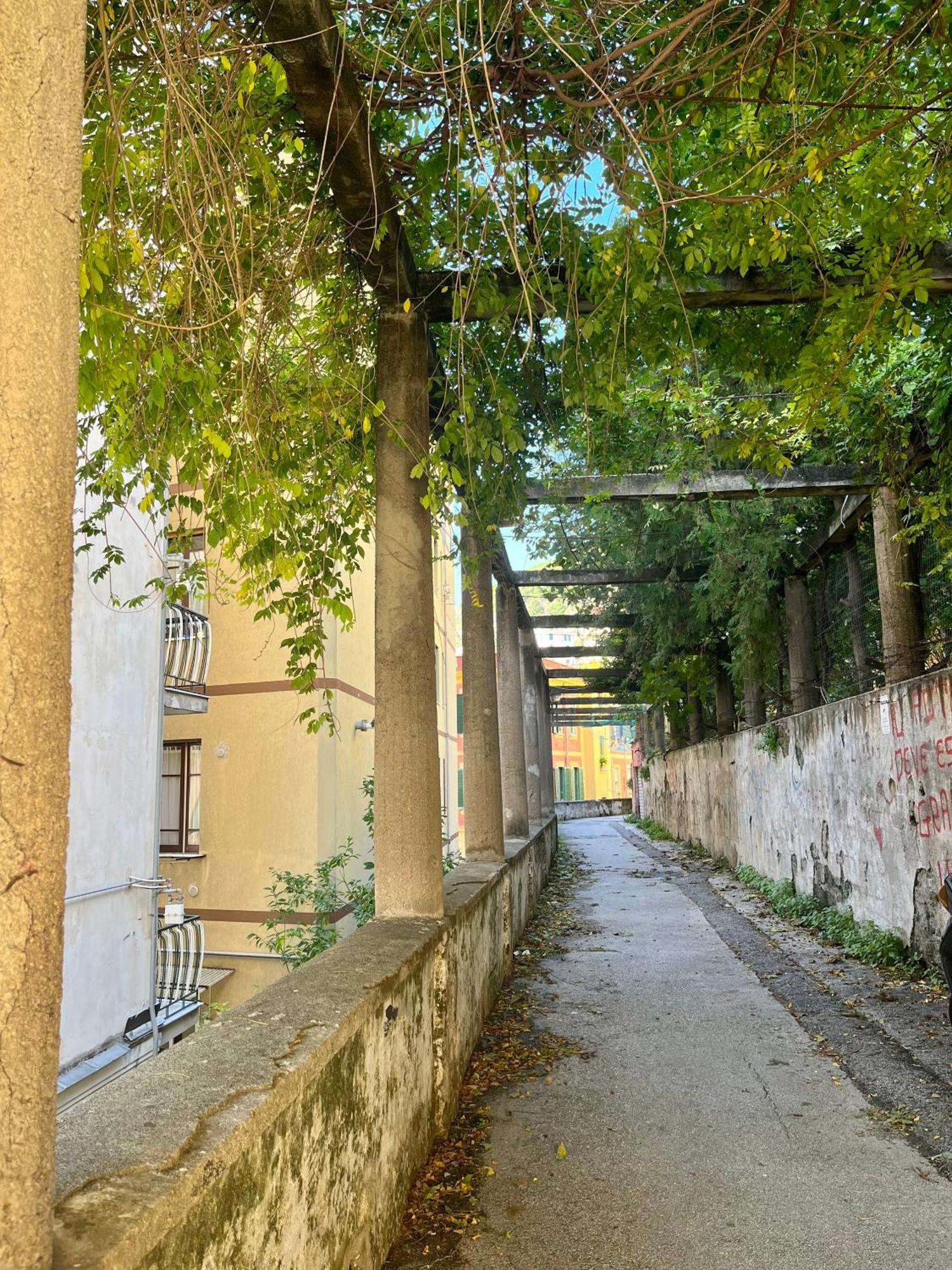 Ferienwohnung The Secret Garden Salerno Exterior foto